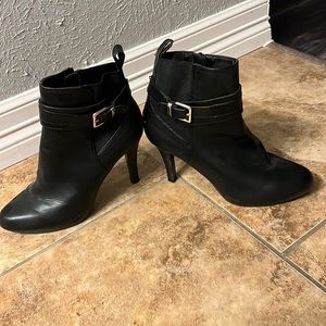 Black size 9 boots